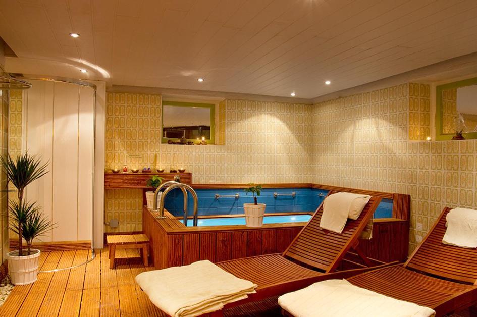 Panoramahotel Lilienstein Кенігштайн-ан-дер-Ельбе Екстер'єр фото
