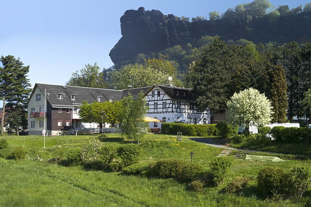 Panoramahotel Lilienstein Кенігштайн-ан-дер-Ельбе Екстер'єр фото